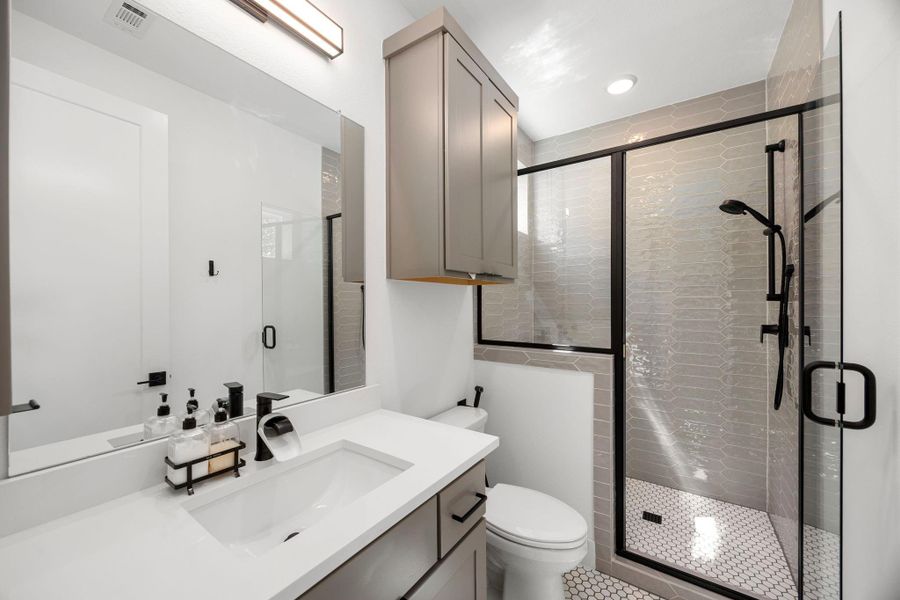 Furnished interior view inside a new home in , Houston (Image 33).