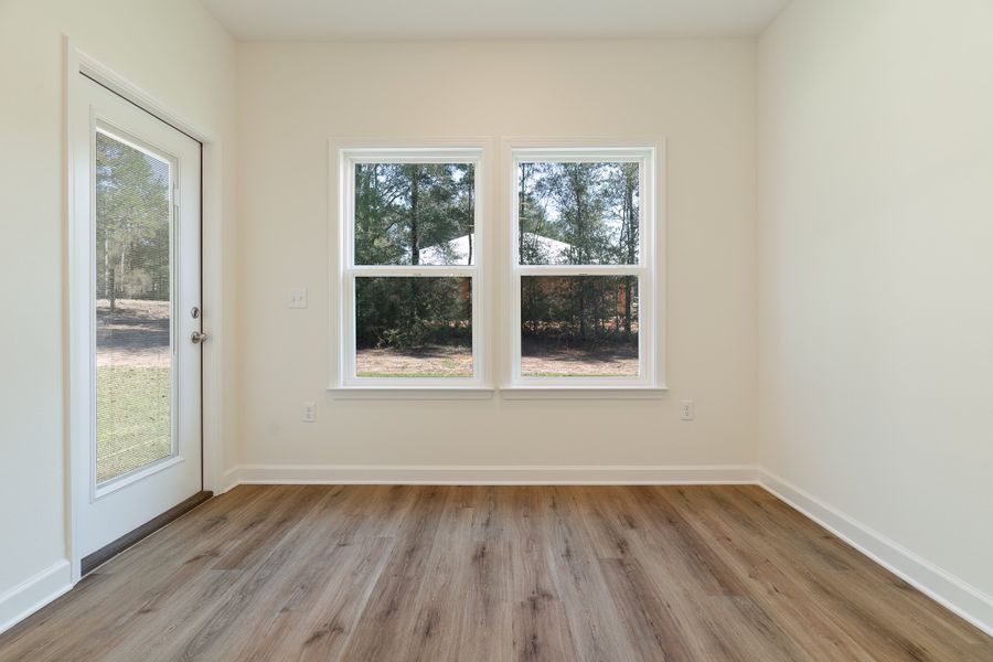 Representative unfurnished interior of a home built from the Maybell I by CJL Homes in Oak Hollow, Crestview (Image 36).