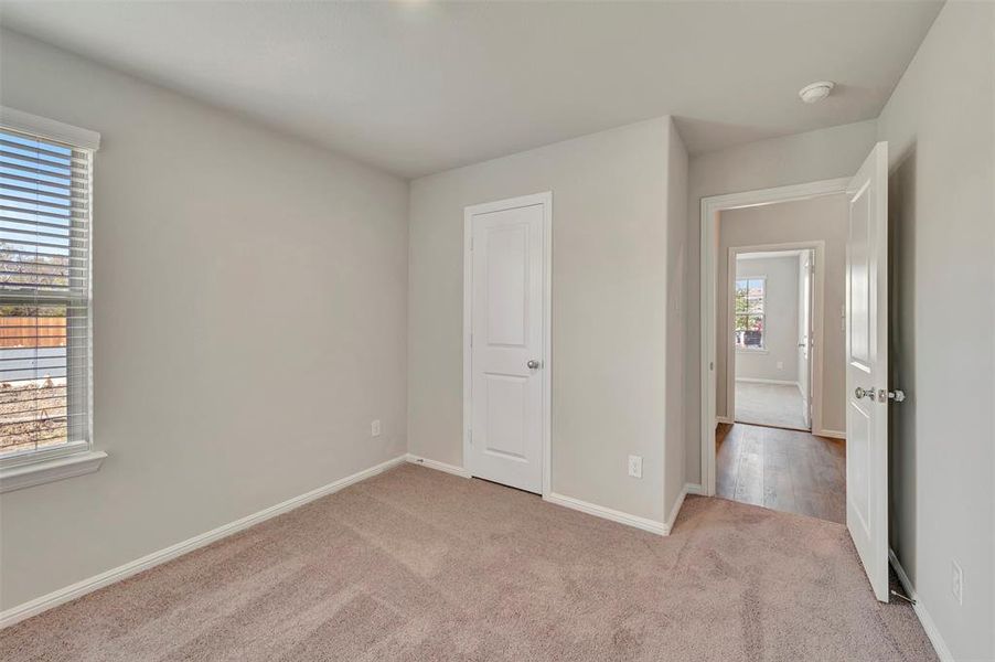 Spacious, unfurnished interior of a new home in Forest Park, Princeton (Image 26).