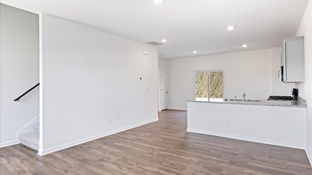 Spacious, unfurnished interior of a new home in Mary's Pointe, Clinton (Image 9).