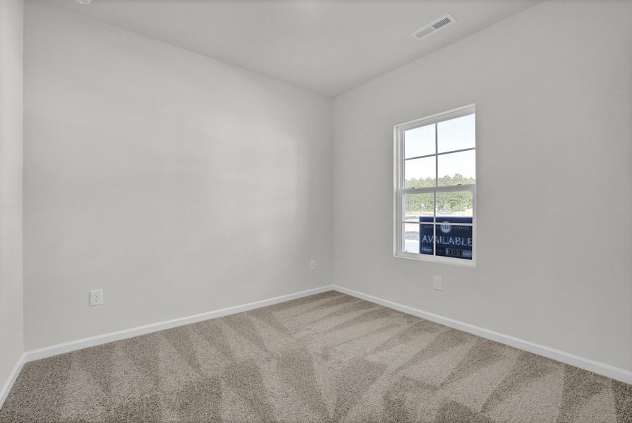 Spacious, unfurnished interior of a new home in River Tide Farms, Bolivia (Image 23).