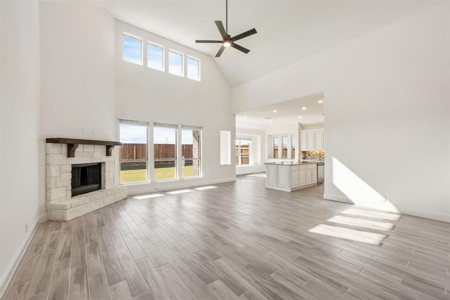 Spacious, unfurnished interior of a new home in Georgetown at Kings Fort 60s, Kaufman (Image 25).