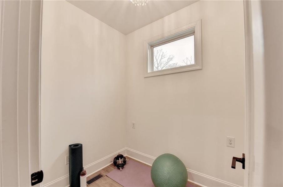 Spacious, unfurnished interior of a new home in , Woodstock (Image 24).