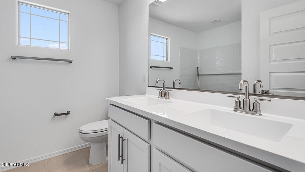 hj-az-phoenix-lucero-discovery-sienna-lo