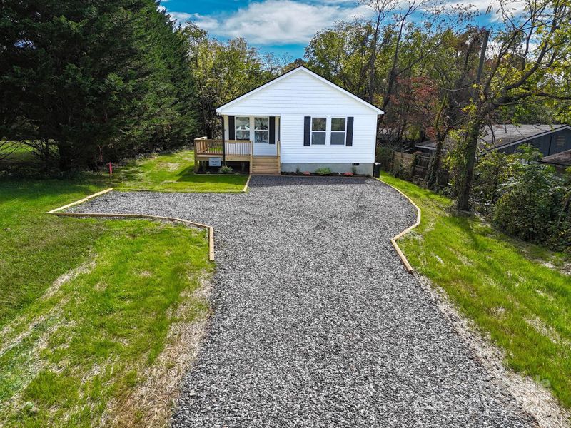 Image 43 of a home in .