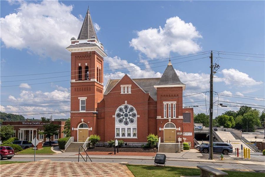 Front exterior of a new home in Kingsley, Acworth, GA, highlighting curb appeal (Image 20).