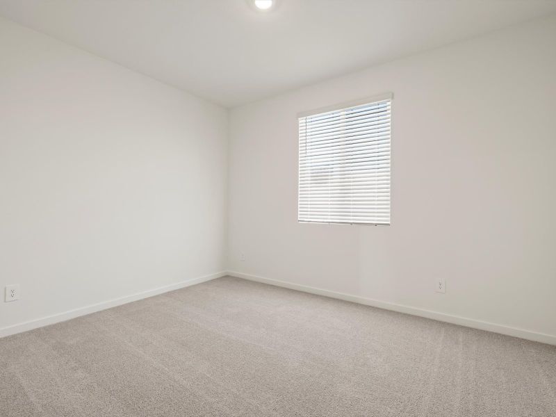 Spacious, unfurnished interior of a new home in Bella Vista Farms Reserve Series, San Tan Valley (Image 14).