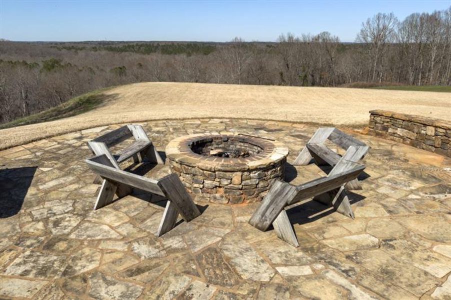 Image 78 of a home in .