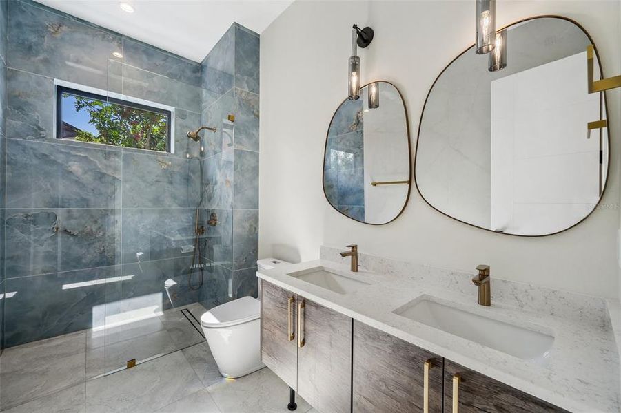 Image 35 of a home in .