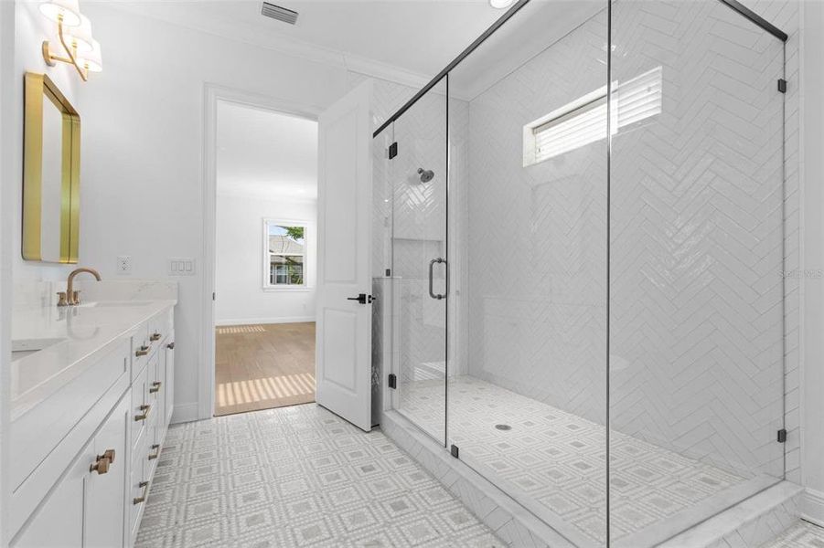 Image 32 of a home in .