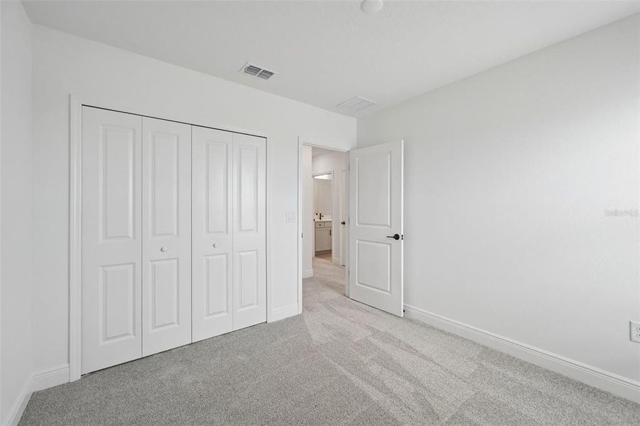 Spacious, unfurnished interior of a new home in SeaFlower, Bradenton (Image 22).