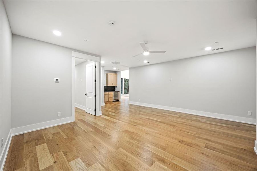 Spacious, unfurnished interior of a new home in , Dallas (Image 40). Spacious, unfurnished interior of a new home in , Dallas (Image 40).