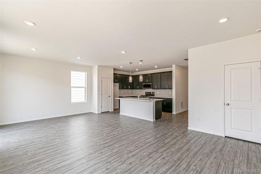 Spacious, unfurnished interior of a new home in Turnberry, Commerce City (Image 27). Spacious, unfurnished interior of a new home in Turnberry, Commerce City (Image 27).