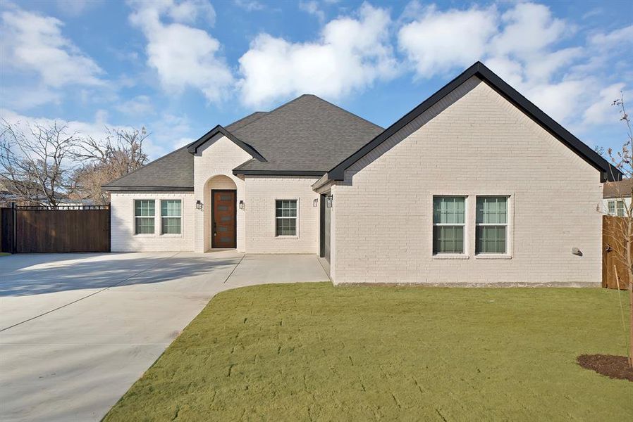 Front exterior of a new home in , Fort Worth, TX, highlighting curb appeal (Image 1). Front exterior of a new home in , Fort Worth, TX, highlighting curb appeal (Image 1).