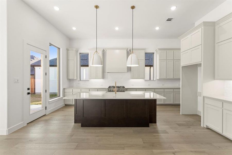 23. 4711 Belo - Kitchen