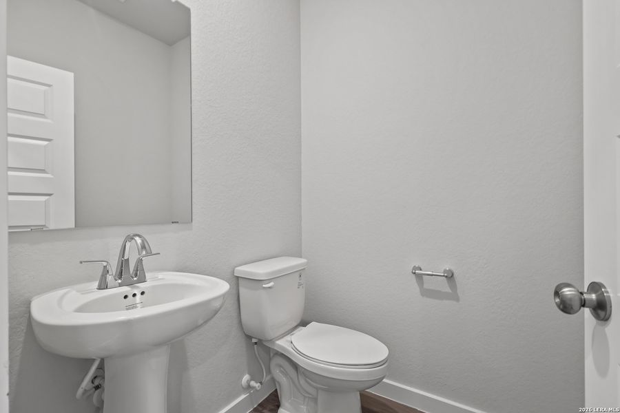 Furnished interior view inside a new home in Mesa Vista, San Antonio (Image 13).