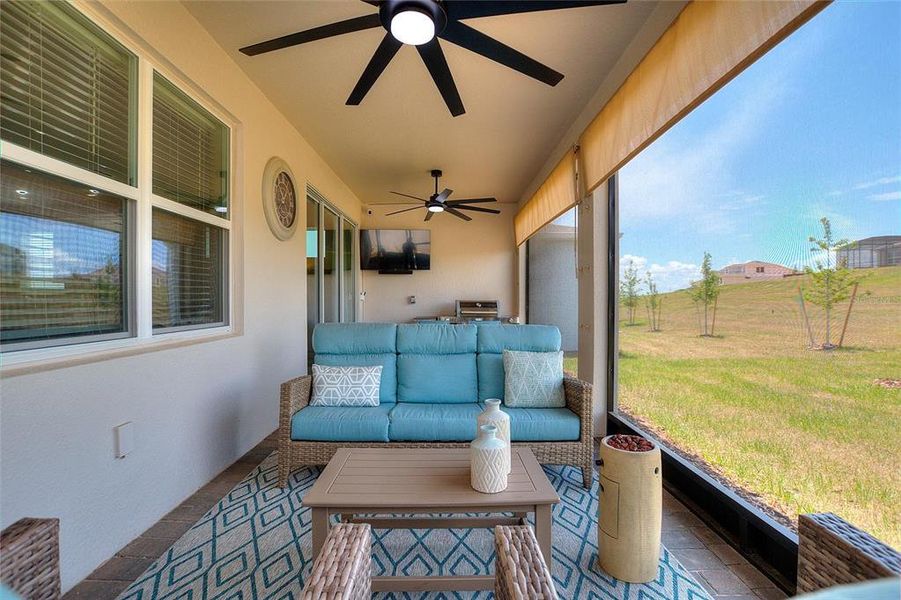 Exterior details and patio area of a home in , Minneola (Image 25).