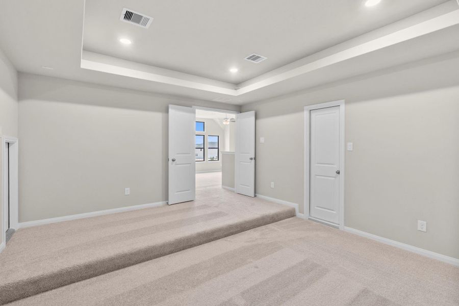 Spacious, unfurnished interior of a new home in Bridgeland, Cypress (Image 30).