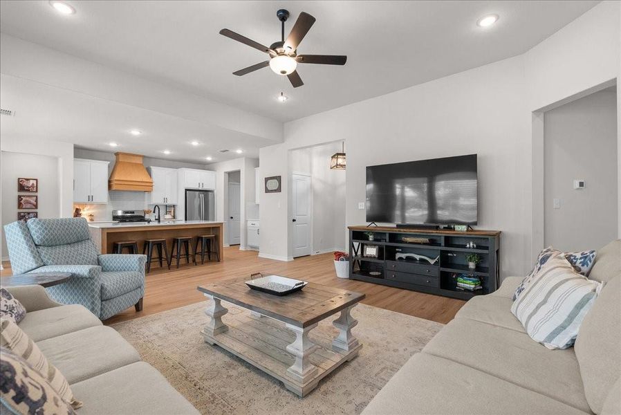 Furnished interior view inside a new home in , Santa Fe (Image 19). Furnished interior view inside a new home in , Santa Fe (Image 19).