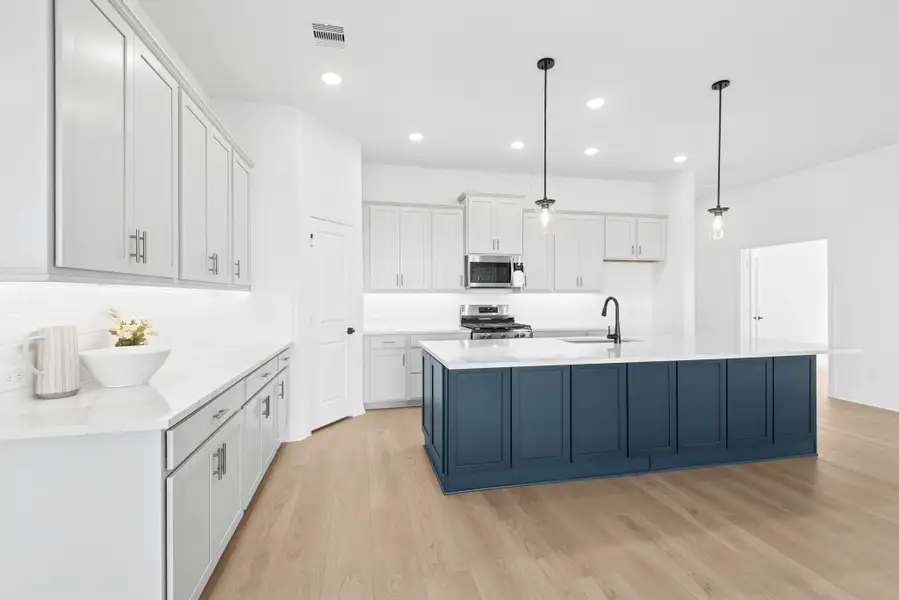 Furnished interior view inside a new home in The Grand Prairie 50’, Hockley (Image 5).