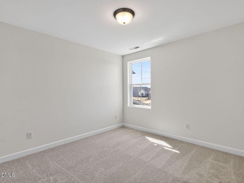 029-1280x960-bedroom