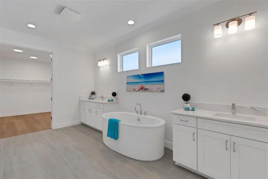 Furnished interior view inside a new home in Cassata Lakes, Nokomis (Image 31).