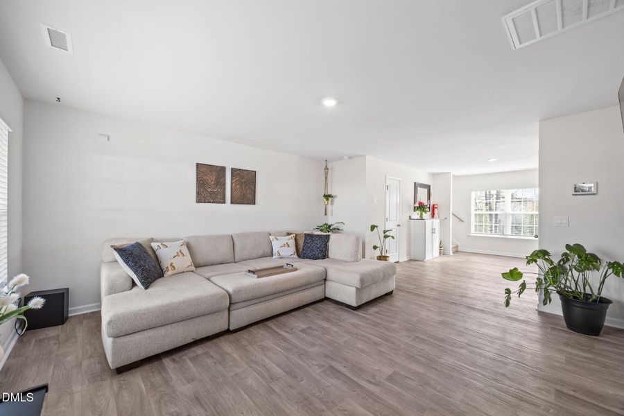 16-web-or-mls-IMG_2391 16-web-or-mls-IMG_2391