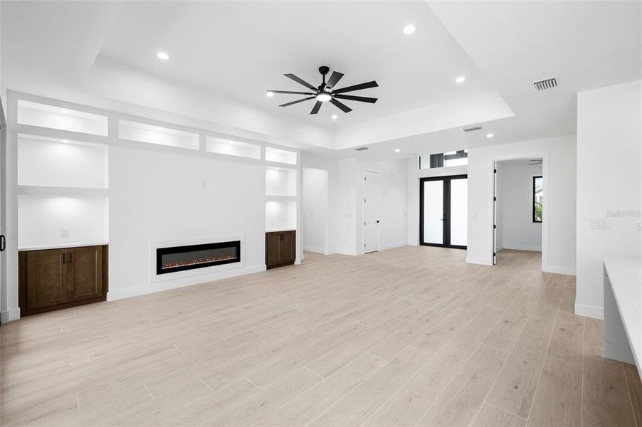 Spacious, unfurnished interior of a new home in , Rotonda West (Image 41). Spacious, unfurnished interior of a new home in , Rotonda West (Image 41).