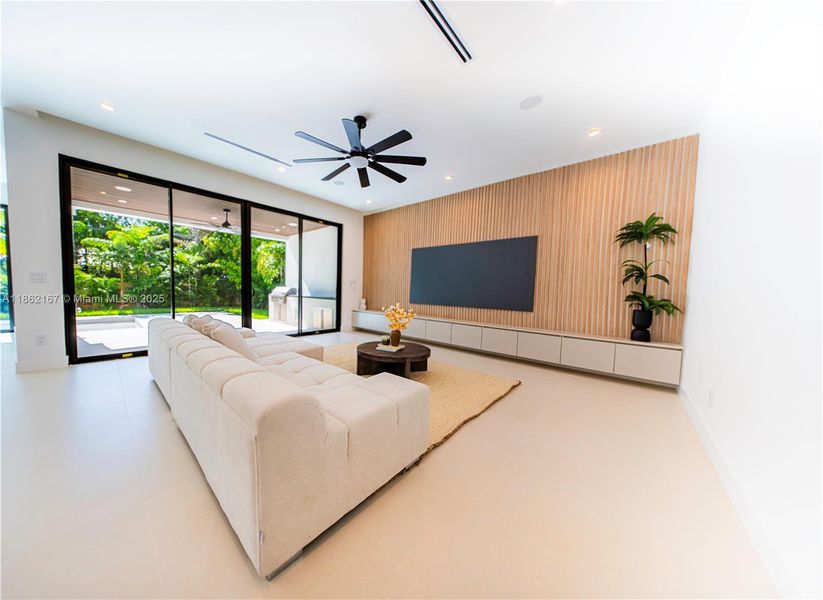 Furnished interior view inside a new home in , Fort Lauderdale (Image 13).