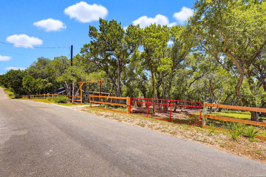 Natural landscape and outdoor views near  in Lakehills (Image 31).