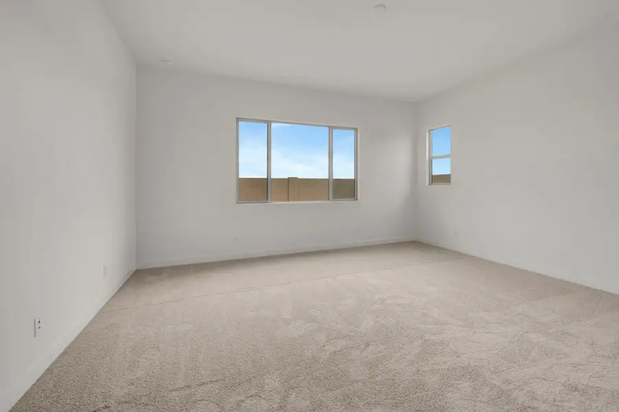 Spacious, unfurnished interior of a new home in Soleo, San Tan Valley (Image 37).