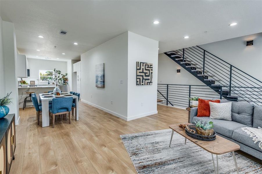 These photos are of 504 S OConnor. Please note that the buyer can make selections for items such as cabinets, faucets, tile, countertops, and other finishes. These photos are of 504 S OConnor. Please note that the buyer can make selections for items such as cabinets, faucets, tile, countertops, and other finishes.