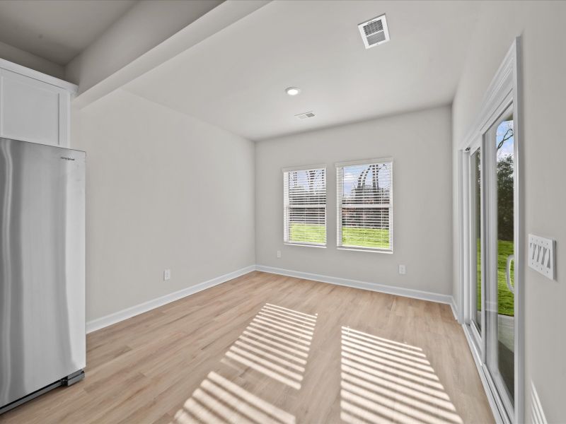 Spacious, unfurnished interior of a new home in Cedar Shoals – Heritage Collection, Piedmont (Image 10).