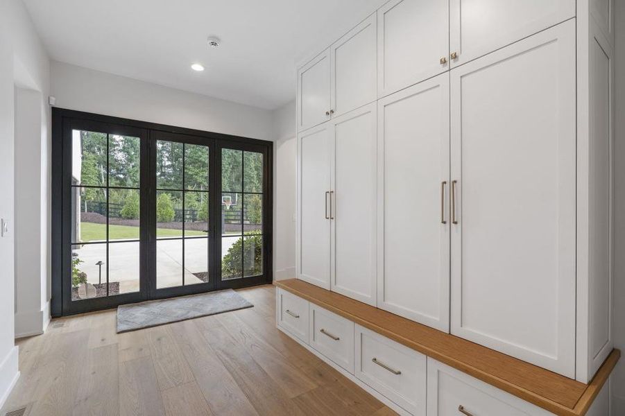 Spacious, unfurnished interior of a new home in Lyndon Creek, Milton (Image 21).