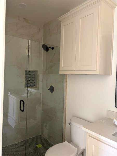 Furnished interior view inside a new home in , Weatherford (Image 10).