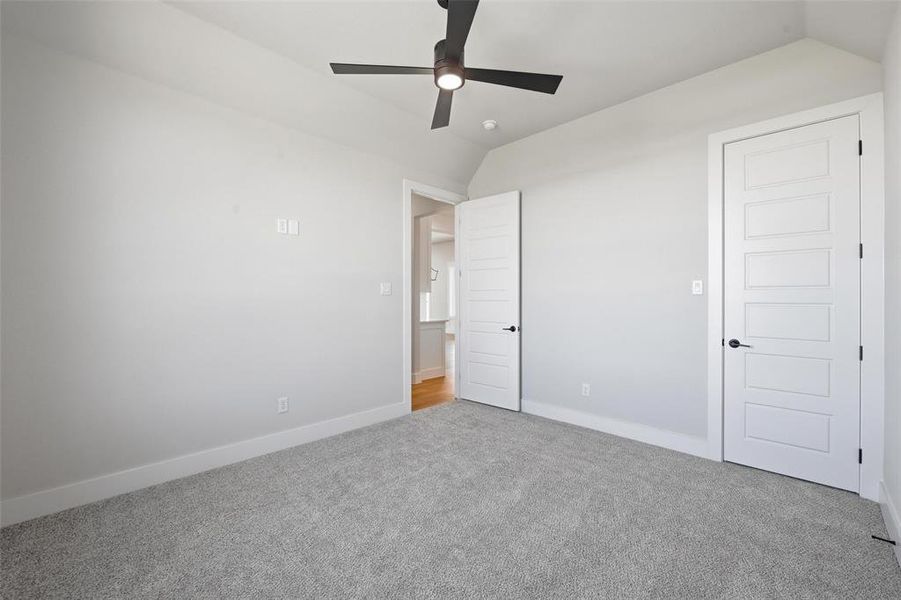 Spacious, unfurnished interior of a new home in Aledo Heights - Aledo ISD, Aledo (Image 32). Spacious, unfurnished interior of a new home in Aledo Heights - Aledo ISD, Aledo (Image 32).