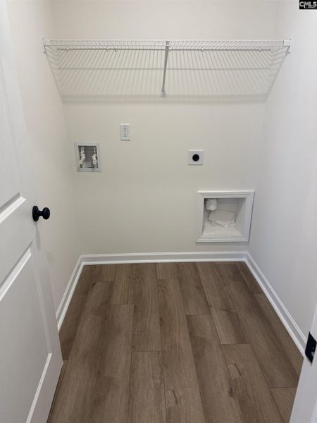 Spacious, unfurnished interior of a new home in Piney Woods Bluff, Columbia (Image 14).