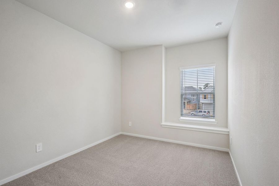 Spacious, unfurnished interior of a new home in Pinewood Trails - City Series, Atascocita (Image 37).