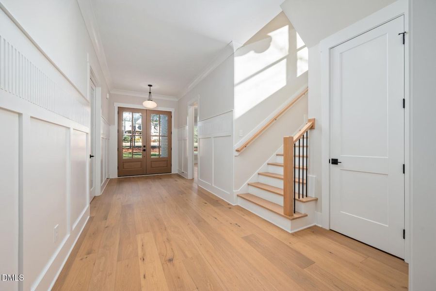 8017 Bud Morris (2) 8017 Bud Morris (2)