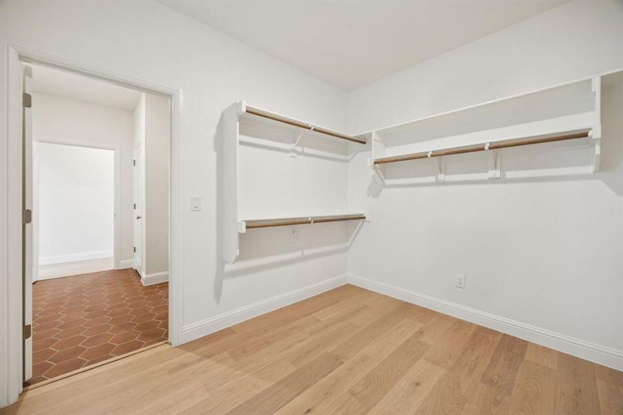 Spacious, unfurnished interior of a new home in The Reserve At Brock, Weatherford (Image 19).