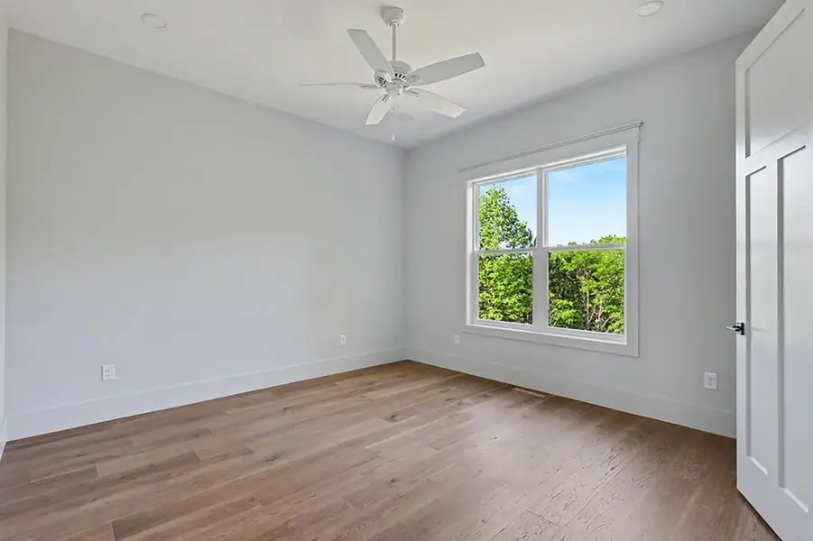 Spacious, unfurnished interior of a new home in , Morganton (Image 61). Spacious, unfurnished interior of a new home in , Morganton (Image 61).