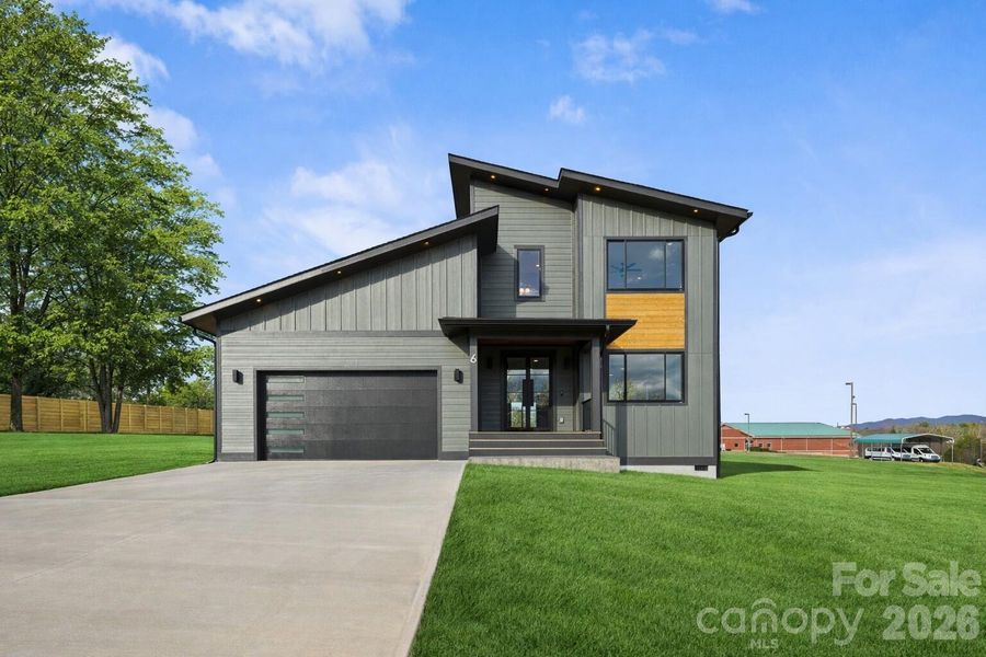 Virtually enhanced grass