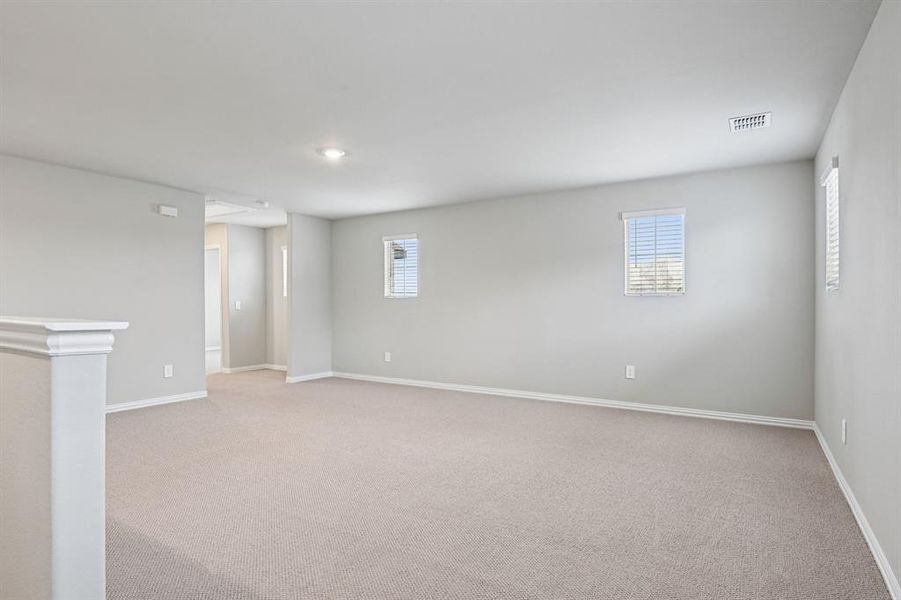 Spacious, unfurnished interior of a new home in Parks at Foster Crossing - Signature Series, Anna (Image 27).