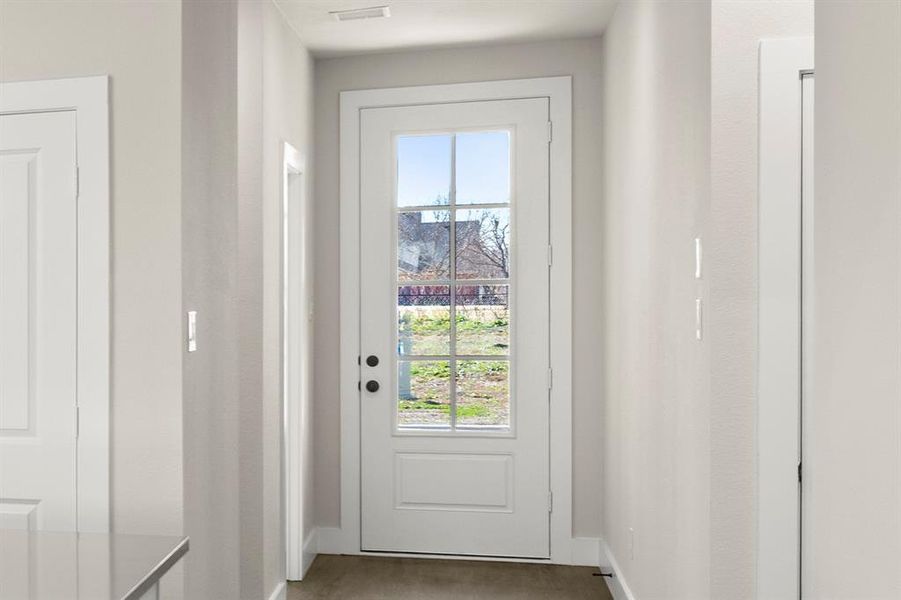 03. 2368 Bell - Entry