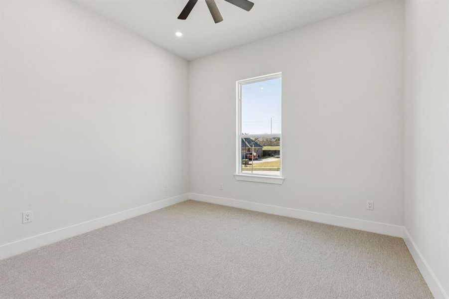 Spacious, unfurnished interior of a new home in , Weatherford (Image 27). Spacious, unfurnished interior of a new home in , Weatherford (Image 27).