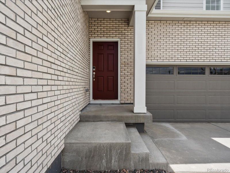 Image 33 of a home in Ridgeline Vista: The Flora Collection.