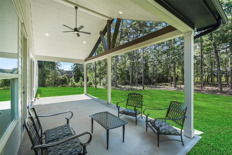 Exterior details and patio area of a home in Pine Rock South, Conroe (Image 2). Exterior details and patio area of a home in Pine Rock South, Conroe (Image 2).