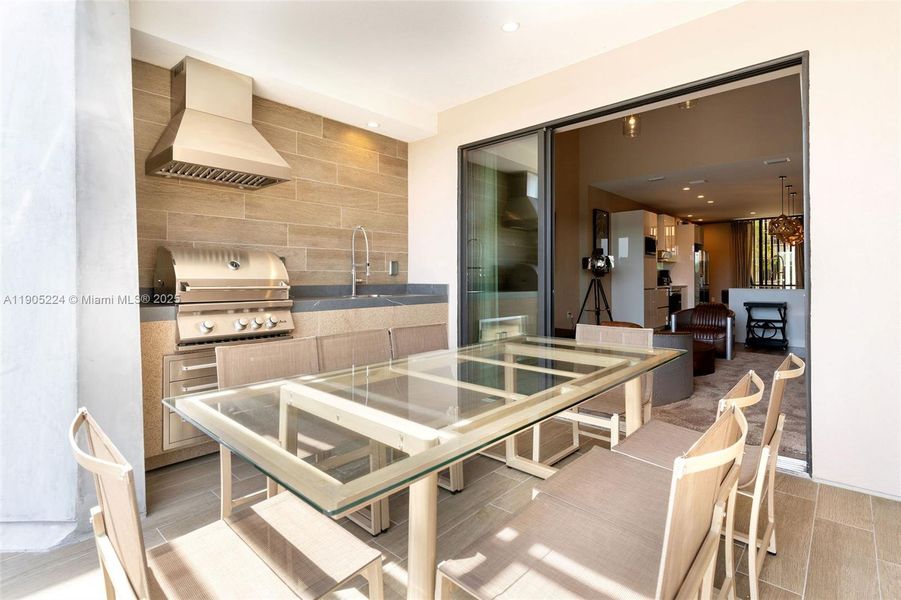 Furnished interior view inside a new home in , Kissimmee (Image 27).