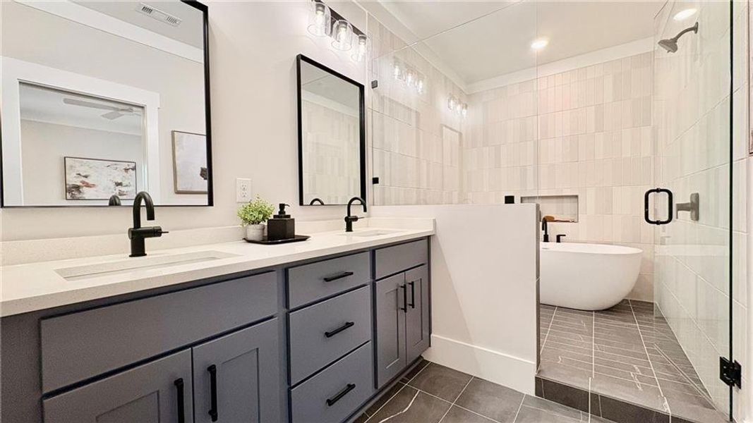 Furnished interior view inside a new home in , Atlanta (Image 37).