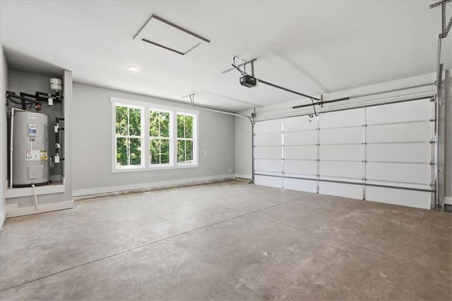 Spacious, unfurnished interior of a new home in , Statham (Image 40).